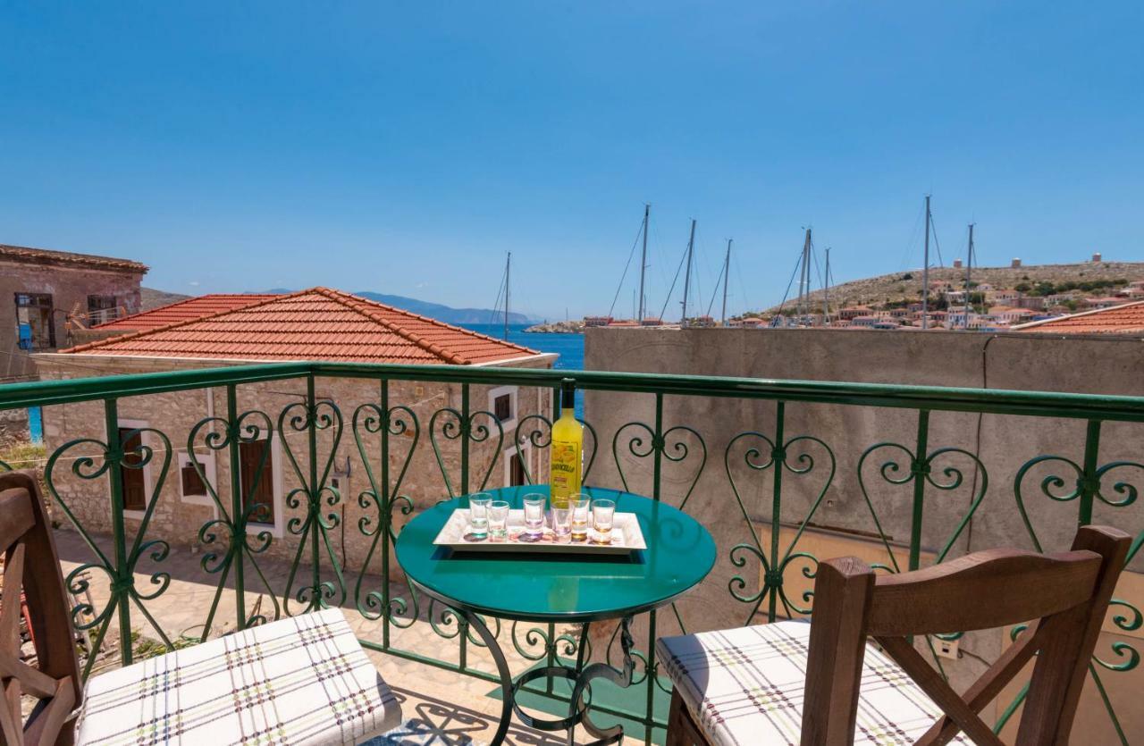 Matinas House Apartment Chalki Town Exterior photo